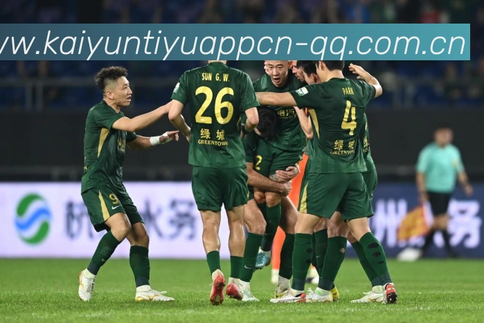 拉莫斯携合作伙伴计划收购塞维利亚俱乐部掌握新局势战术观察:最新赛事动态与深度分析 拉莫斯携合作伙伴计划收购塞维利亚俱乐部掌握新局势战术观察:最新赛事动态与深度分析